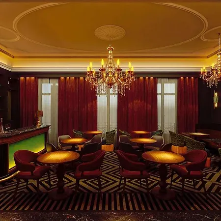 Hotel Rh Palacio Gran V A *